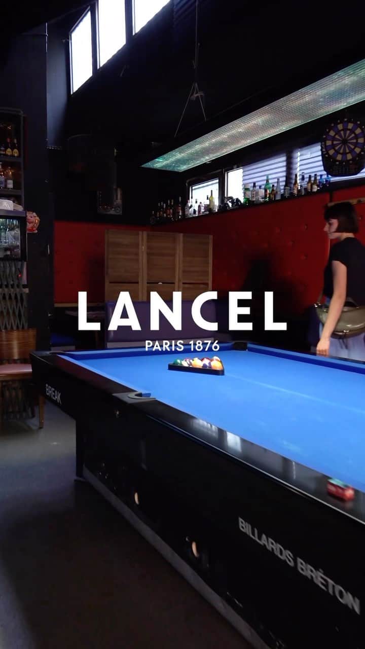 のインスタグラム：「On my way to meet my friends and enjoy the weekend with my new Origami!  #LancelParis #LancelTwist #OrigamiByLancel」