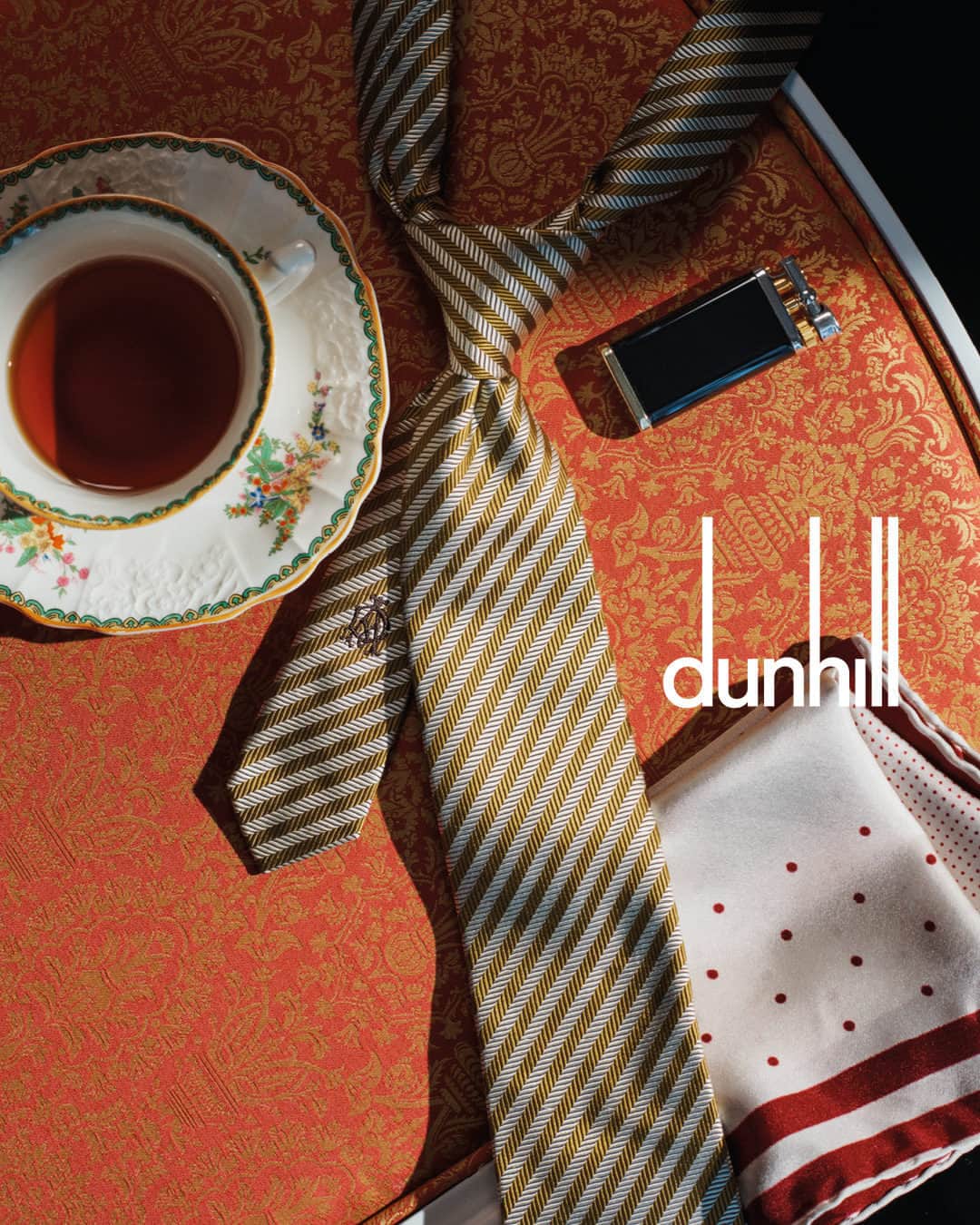のインスタグラム：「Discover the perfect gift in dunhill’s range of sumptuous accessories and evening wear in-store and online at dunhill.com  Attention to detail, excellence, functionality, and a personalised approach epitomises festive gifting at dunhill. For every end of year occasion, our House has the accessories to elevate your personal style.  Photographed by @thurstanredding and styled by @stuartvwilliamson.」
