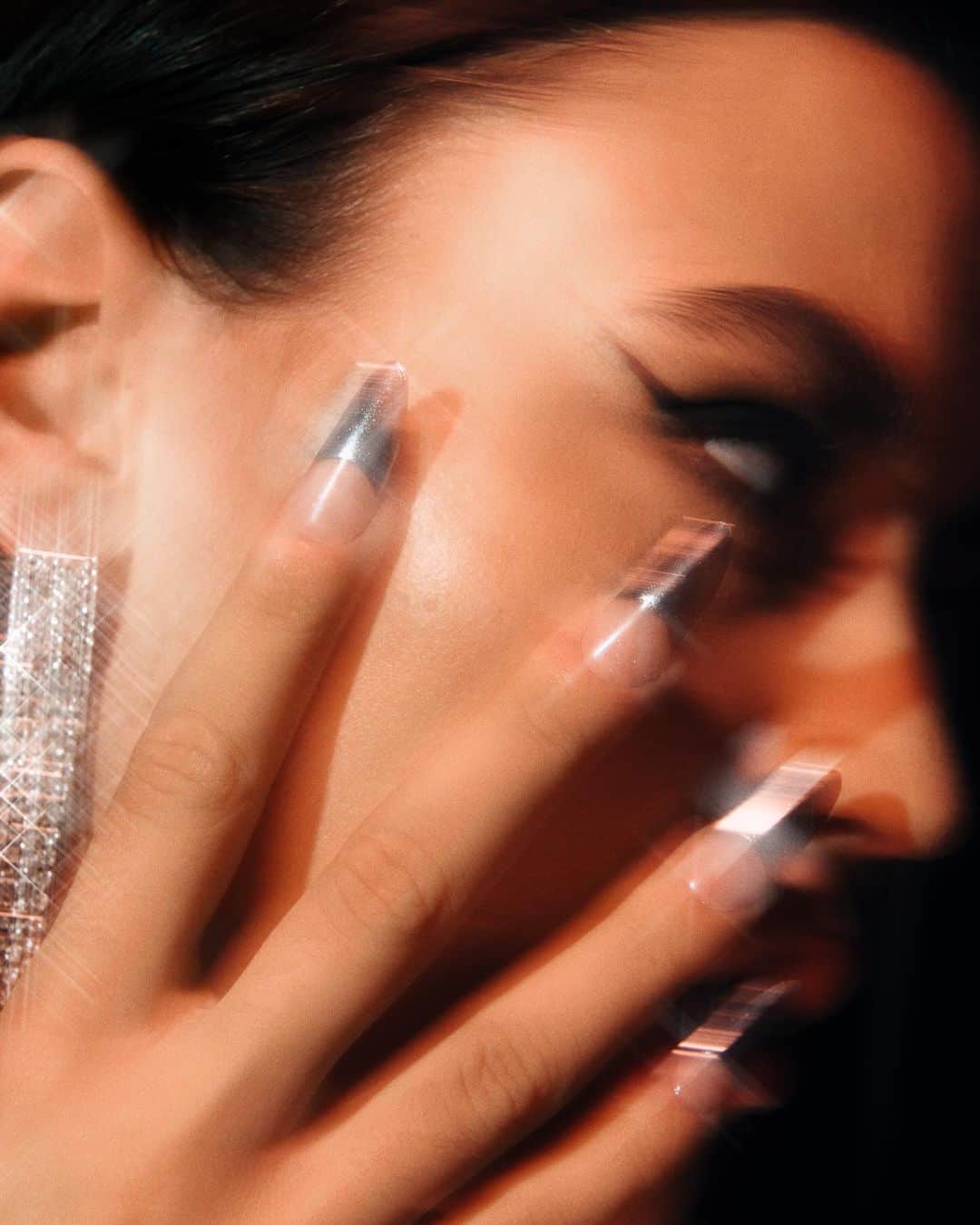 ASOSのインスタグラム：「The moment versus the shot 💎💅📸  ASOS LUXE premium 3D velvet ruffle top [132024894] ASOS DESIGN diamanté tassel earrings [coming SOON👀]」