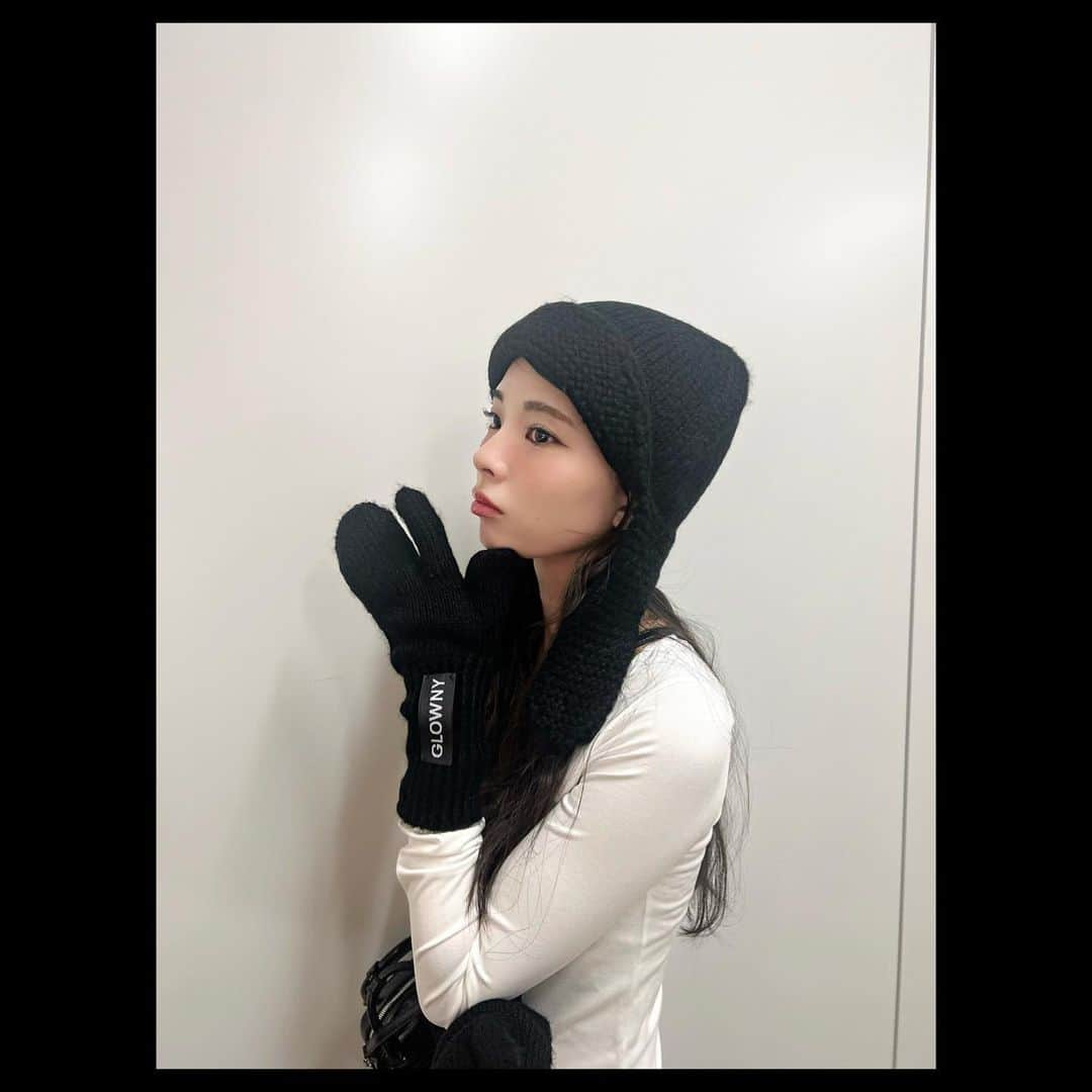 川口ゆりなさんのインスタグラム写真 - (川口ゆりなInstagram)「⛄️🖤」11月11日 8時39分 - kawaguchi_yurina_official