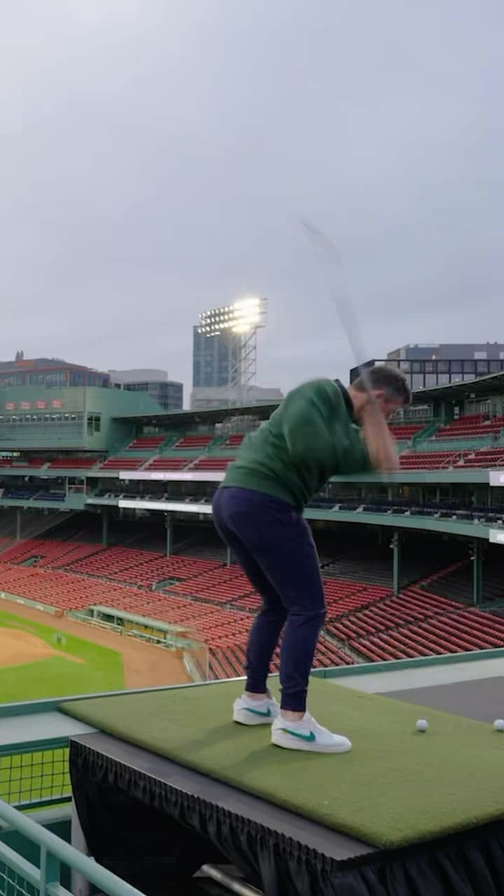 ローリー・マキロイのインスタグラム：「Hitting it out of (and into) the ballpark all in one day 🏌️  Don’t miss our behind-the-scenes series coming soon…」