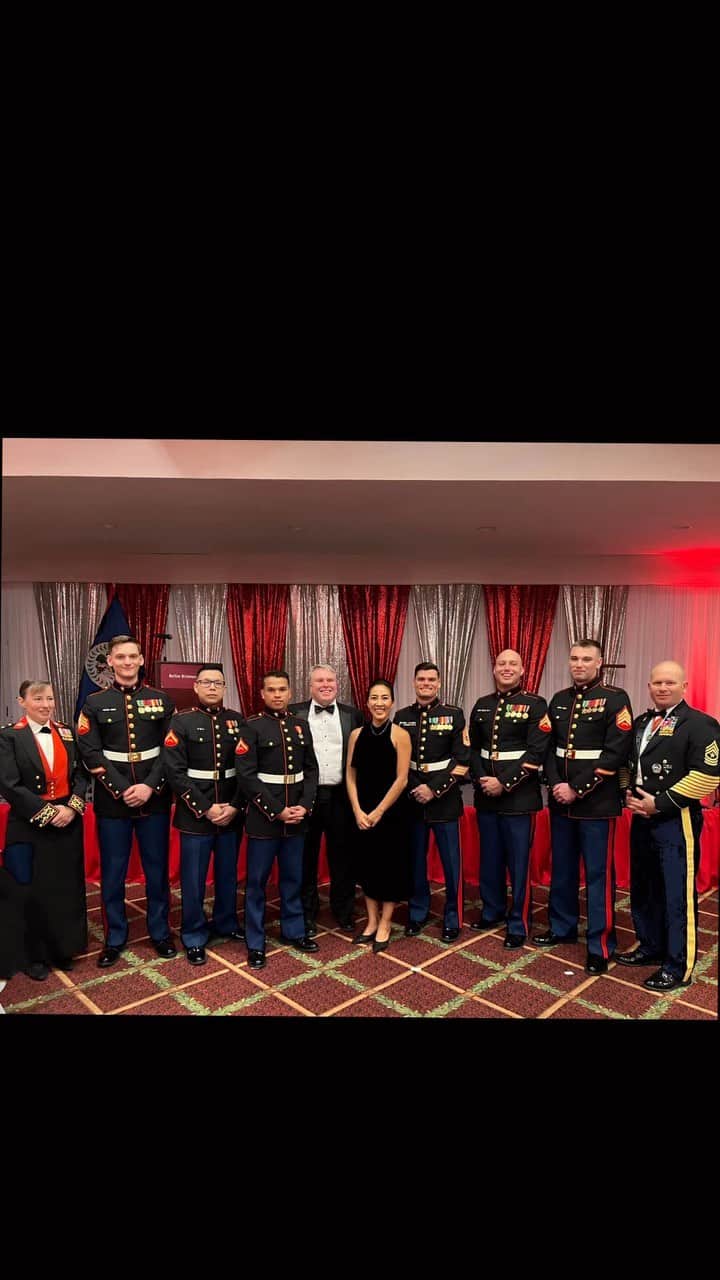 ミシェル・クワンのインスタグラム：「My first Marine Corps Ball - it was an epic night celebrating our U.S. Marines serving our country here in Belize #oohrah🇺🇸🫡」