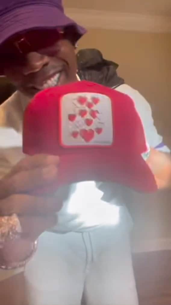 プライズのインスタグラム：「🤣🤣🤣🤣 🗣🗣🗣🗣Just Making Sure We Clear!!!! 🤣🤣🤣 www.KingCircle.com The New Wave 🌊🌊🌊 #Plies #KingCircleHat」