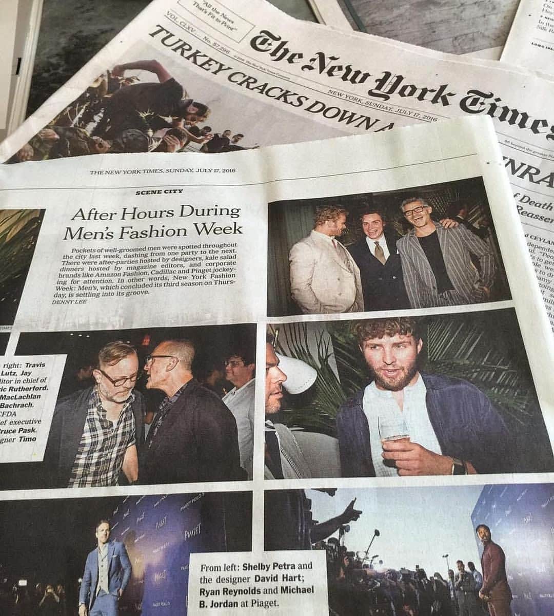 ティモウェイランドのインスタグラム：「📰 Friday flashbacks @nytimes Sunday Styles @newyorkmensday @agentrypr @therealerinhawker @cfda 🩵」