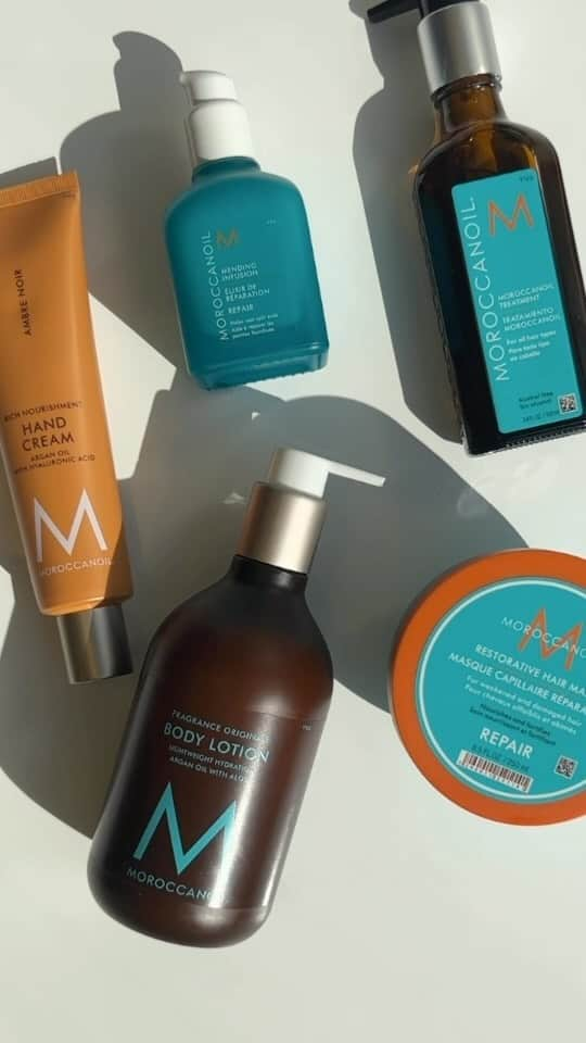 Moroccanoilのインスタグラム：「Last call for a free Body Lotion ($28 value)! 📣 Spend $25 or more to get a full-sized bottle on us.  Ends tomorrow- don’t miss out!」