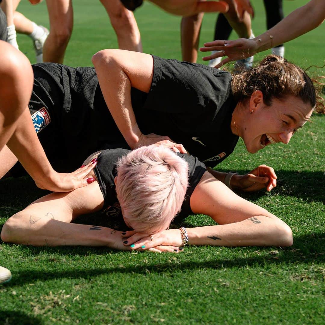 ミーガン・ラピノーさんのインスタグラム写真 - (ミーガン・ラピノーInstagram)「Pinoe’s last practice EVER #NWSLChampionship 🏆」11月11日 4時42分 - mrapinoe