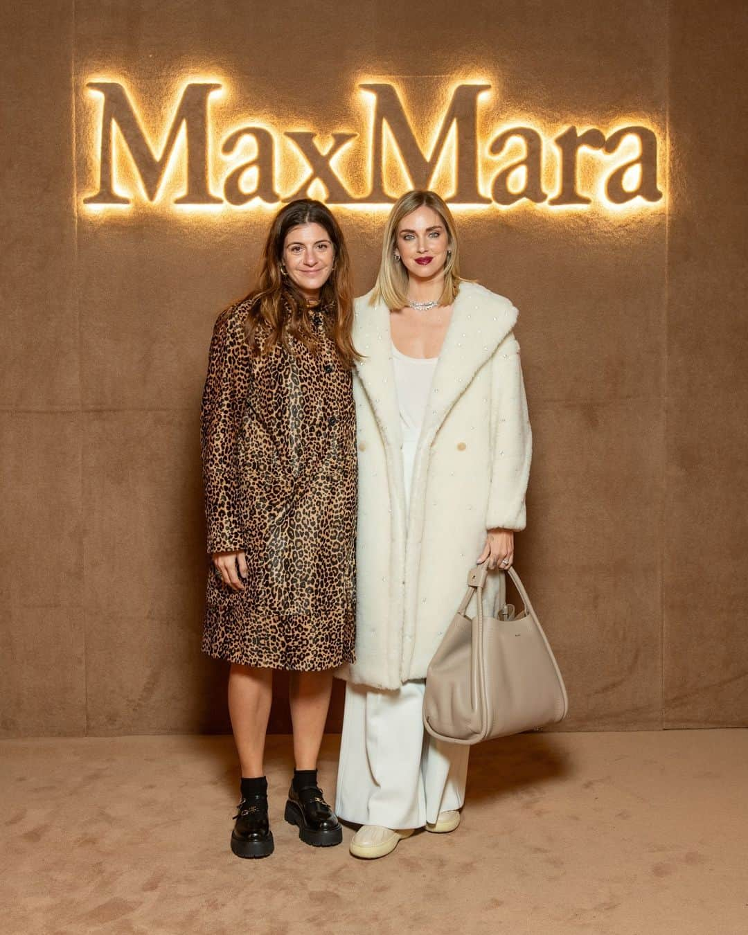 マックスマーラのインスタグラム：「Maria Giulia Prezioso Maramotti and Chiara Ferragni hosted the opening event of the Fluffy Residence celebrating #MaxMaraTeddyTen in Milan. #MaxMara」