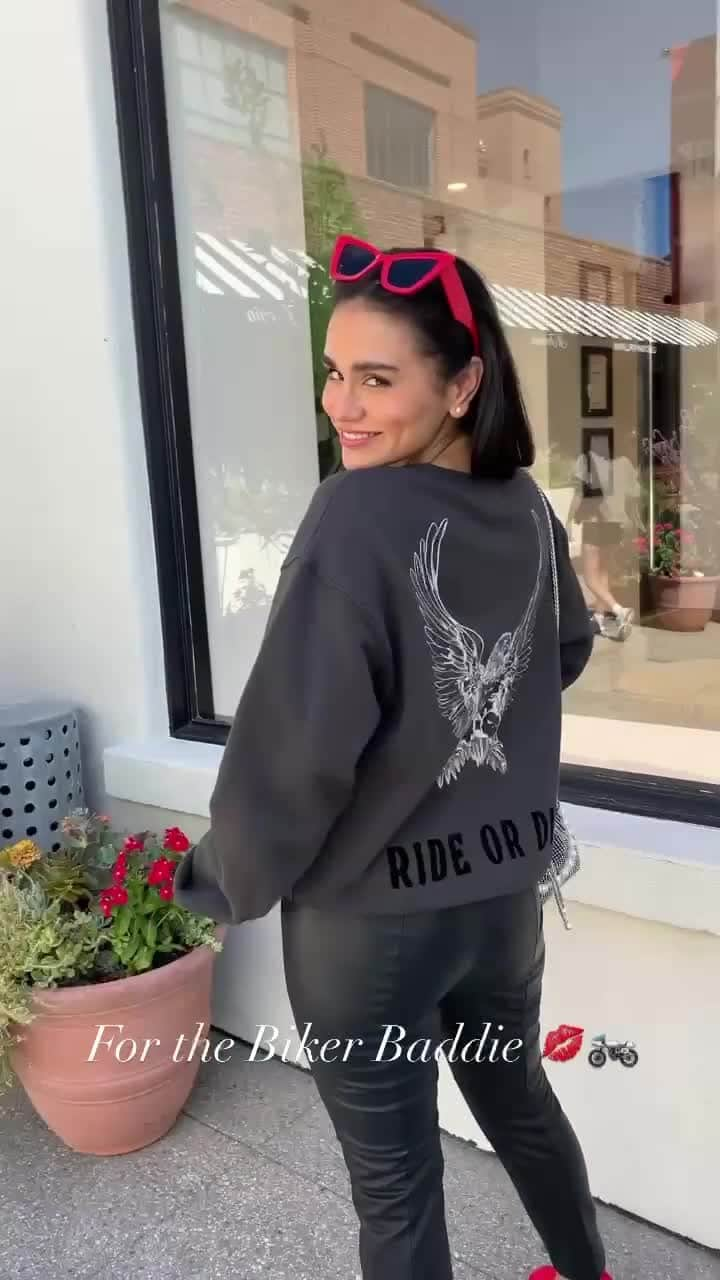 ワイルドフォックスクチュールのインスタグラム：「Calling all Biker Baddies ☎️✨⁠ ⁠ #wildfoxcouture」