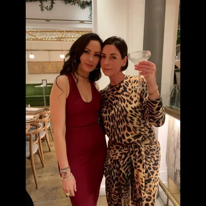 メアリー・マッカートニーのインスタグラム：「Thank you @camillafayedfarmacy for creating @farmacyuk. It is my go to, to eat delicious, nourishing plant based food, and has full respect for the environment and animals.  Tonight we celebrate you and the restaurants 7th anniversary I could not be prouder of you! I love you x Mary」
