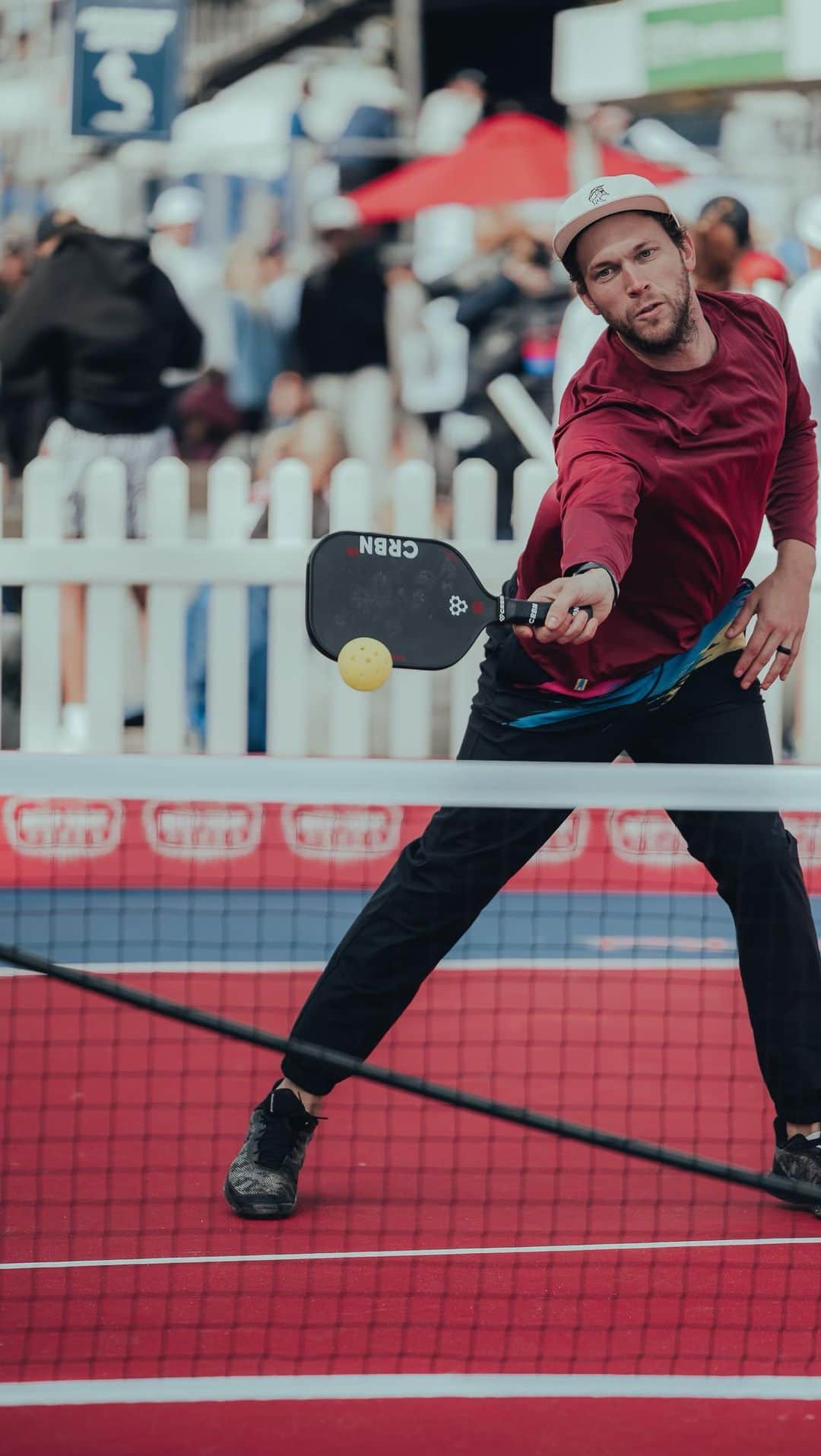 フィリップ・フィリップスのインスタグラム：「Phillip Phillips is “freaking pumped!” to be here at Nationals 😅 We CANNOT wait to hear him play tonight! 8pm CT on @pickleballboulevard 🪩 #pickleballnationals」