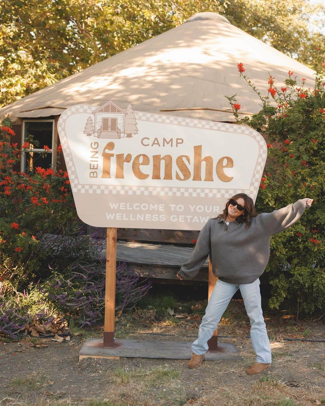 アシュレイ・ティスデイルさんのインスタグラム写真 - (アシュレイ・ティスデイルInstagram)「Camp @beingfrenshe was a dream true!! 🏕️✨  I dreamt up this event because I wanted to bring our community together and create a space for everyone to connect on a deeper level. It was such a beautiful experience to see everyone have such heartfelt conversations and be so vulnerable and open about their mental health. Thank you to everyone for sharing this experience with me and for making this getaway so special 🤍」11月11日 5時50分 - ashleytisdale