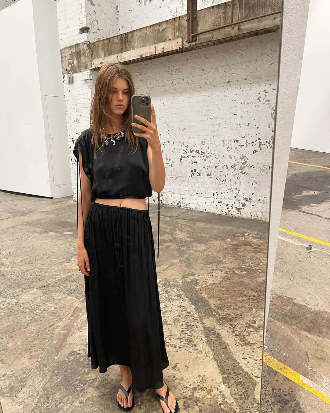 ベック&ブリッジのインスタグラム：「Introducing the Paradise story. Elevated separates and maxis for refined, chic styling. ⠀⠀⠀⠀⠀⠀⠀⠀⠀ #becandbridge #newarrivals」