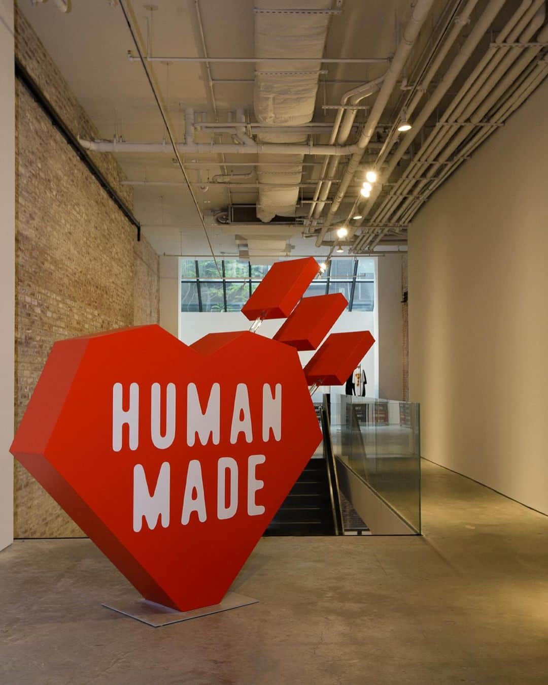 HUMAN MADEのインスタグラム：「HUMAN MADE New York Pop-Up Store opens tomorrow.  60 White Street, NY November 11-12th, 2023 10:00-19:00」