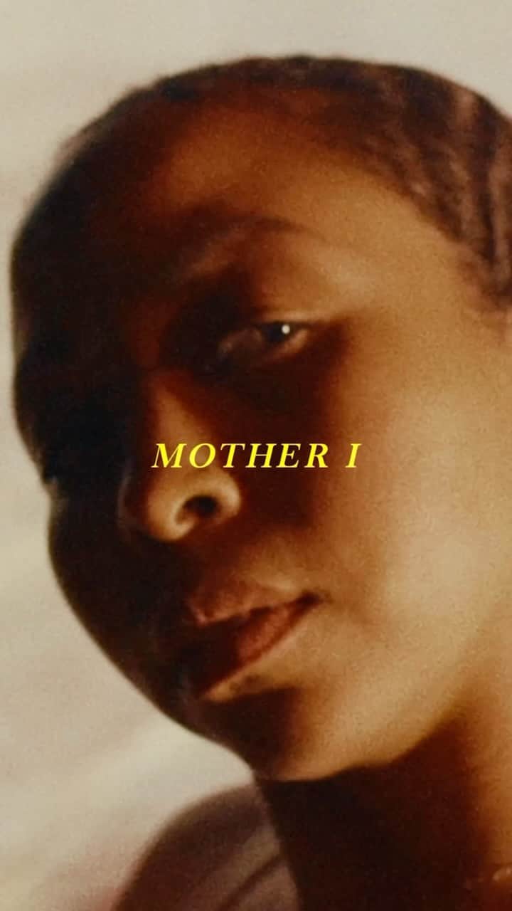 UNTIL THE RIBBON BREAKSのインスタグラム：「It has been so amazing and inspiring to see your messages about Nature Mother feat @emoniwilkins. The title and core idea of the song, as most do - came to me in the shower. I knew I wanted to try and express my feeling that Nature is not a choice, it is within and without us. Here is a lyric video for you. A huge thank you to @sasha.d.rivero for always giving so much of herself to her performance. A true artist  Px  #newmusic #originalsong #dancer #nature #naturelovers」