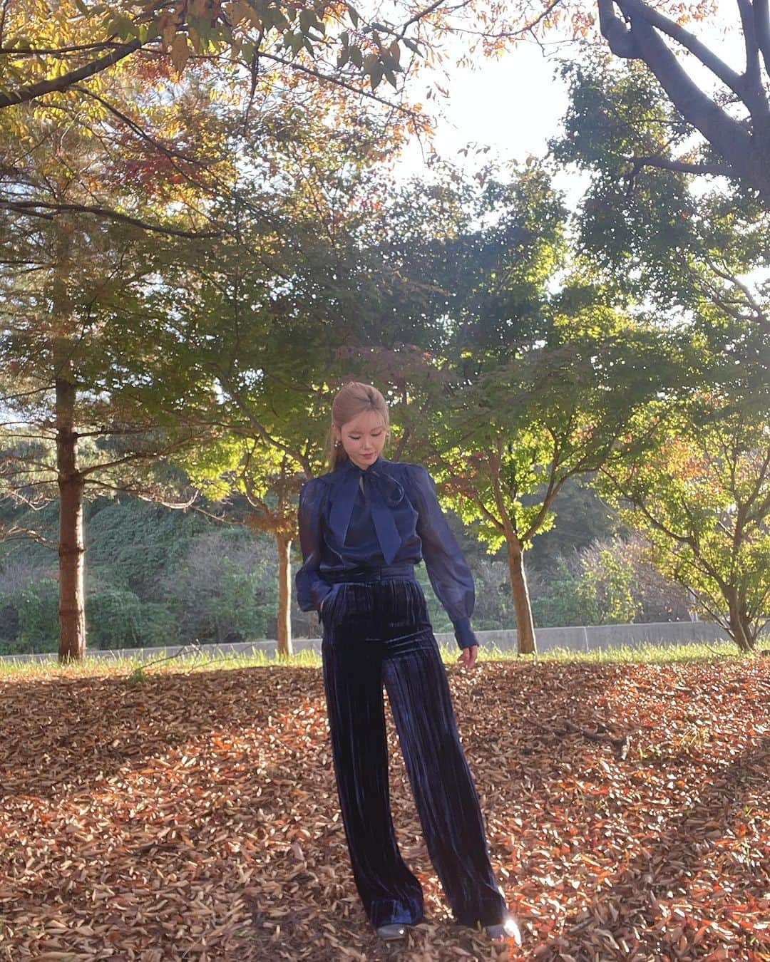 キム・ヨンジさんのインスタグラム写真 - (キム・ヨンジInstagram)「#가을가을했던어느날..🍁」11月11日 17時52分 - rorakim0927