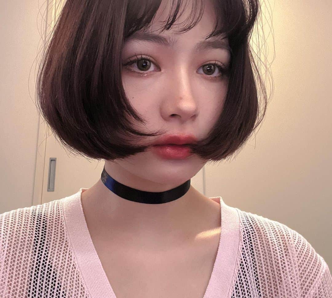 のインスタグラム：「正解はマチルダだよー🔫💣🪴♡」