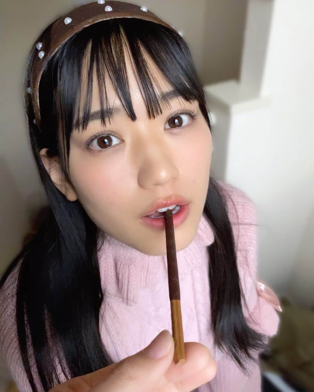 滝口きららのインスタグラム：「恥ずかしがった方が負けだよ  #ポッキーの日 #ootd」