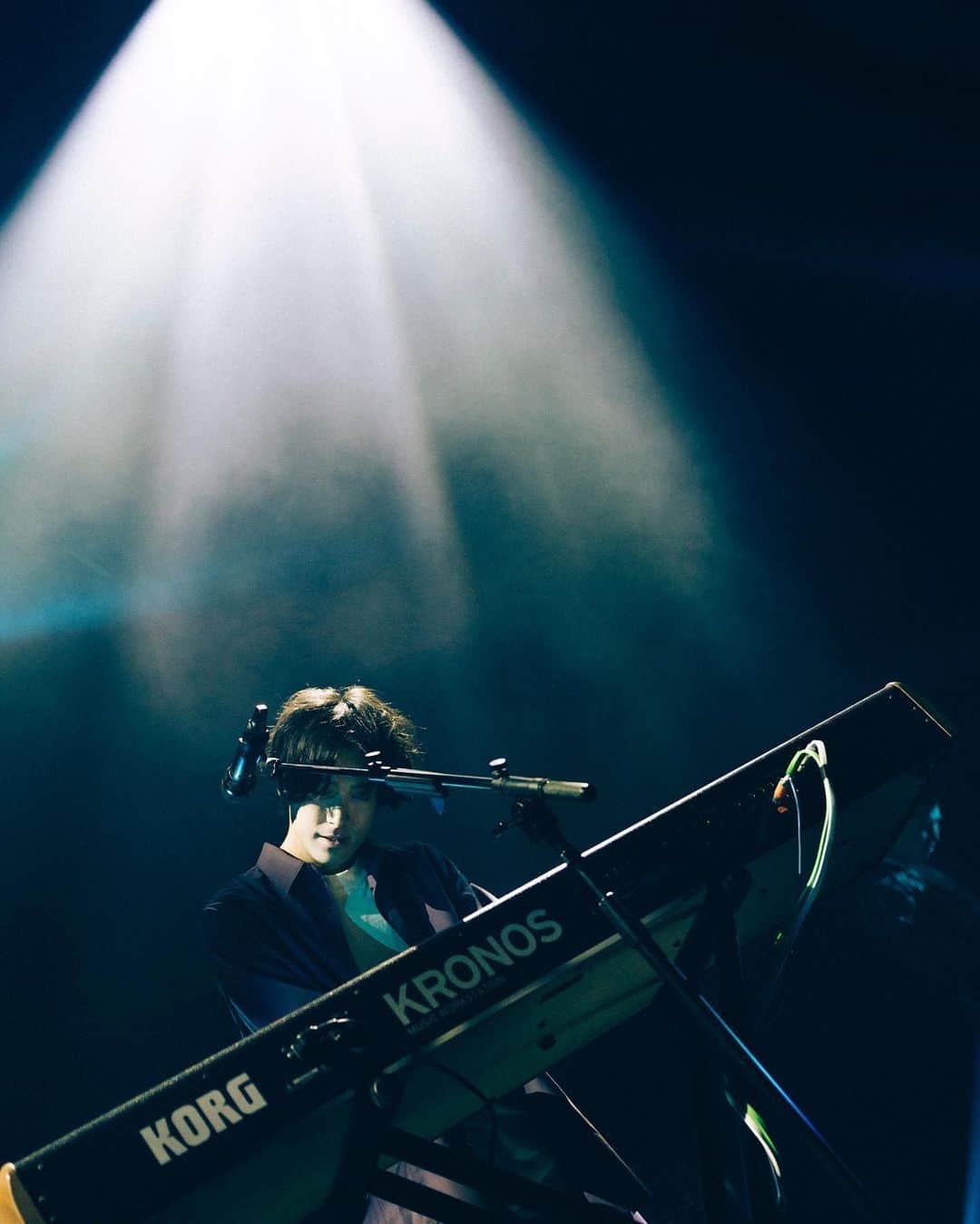 井上竜馬さんのインスタグラム写真 - (井上竜馬Instagram)「SHE'S Tour 2023 "Shepherd" 追加公演 in Zepp Haneda  ありがとうございました！めちゃくちゃ楽しかった。 撮ってくれた写真を見て「こんな表情してるんだ」と気づくことも多々ある🤦🏻‍♂️  📸　@tamaishingo22」11月11日 16時28分 - shesryoma
