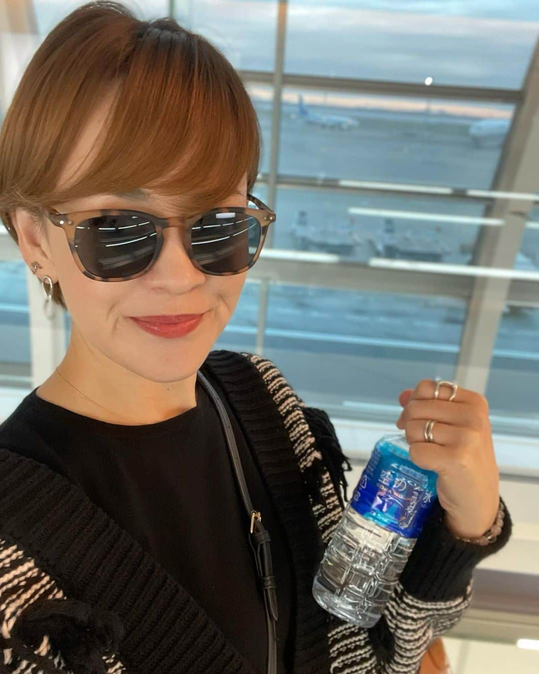 トムセン陽子さんのインスタグラム写真 - (トムセン陽子Instagram)「鹿児島ひとり旅、いざ‼️✈️  いってきまーす❣️  #鹿児島 #ひとり旅」11月11日 16時42分 - yokothomsen