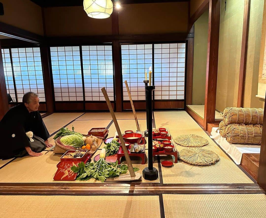 小谷あゆみのインスタグラム：「能登の里山訪ねるバスツアー エクスカーションに参加 久しぶりに巡ったらいろいろやばかった #世界農業遺産 #GIAHS エクスカーション スズシアターミュージアム あえのこと 田の神さま #農業遺産シンポジウム」