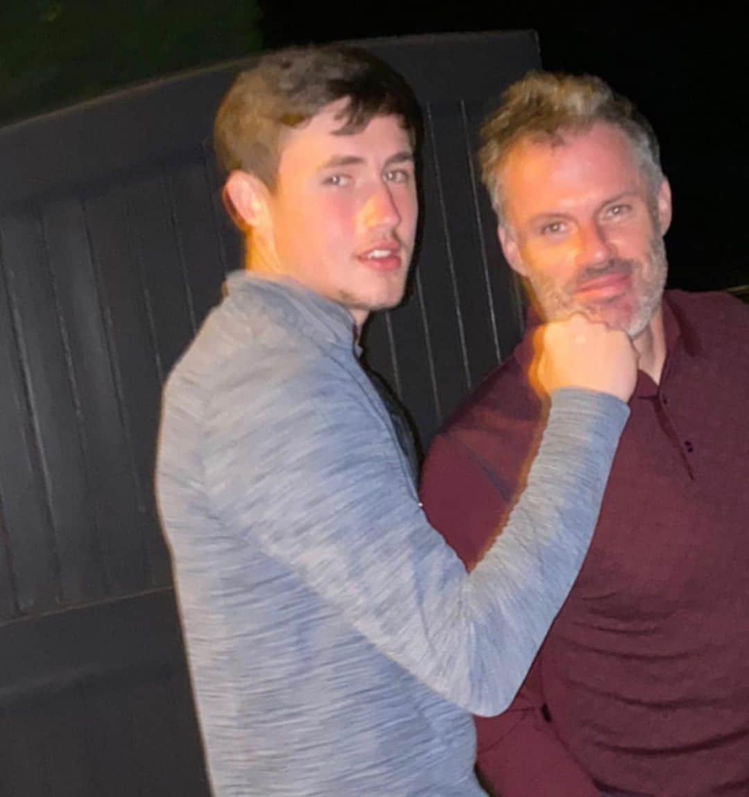 ジェイミー・キャラガーさんのインスタグラム写真 - (ジェイミー・キャラガーInstagram)「Happy 21st birthday son @jcarragher31 🎉🍾😍  21 years has absolutely flown by & you’ve turned into everything I would want from a son……a great lad, funny, love football & can play a bit too!   Very proud of what you’ve become & what you’ve achieved so far with much more to come.   Have a good day tiger ❤️」11月11日 16時49分 - 23_carra