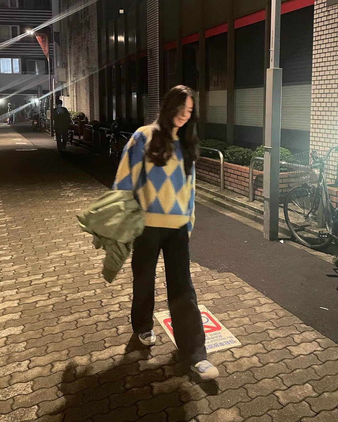 花楓のインスタグラム：「食べて呑んで踊った日。  楽しゅうございました🦭」