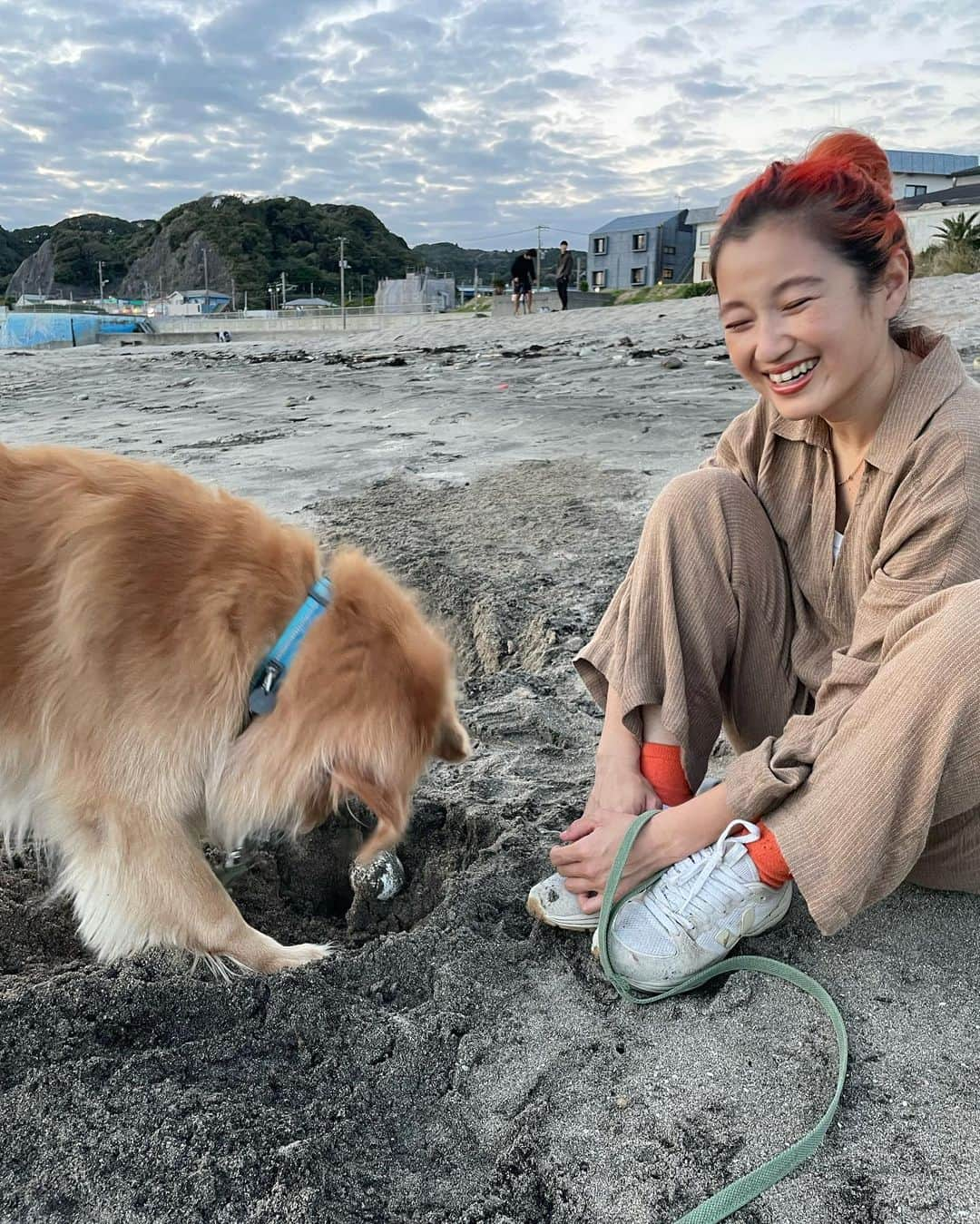 中島潮里さんのインスタグラム写真 - (中島潮里Instagram)「【ビーチクリーン🐠🐟🐬】 久しぶりにイベントでのcleanupします！ 🔸11月１６日午前中 🔸千葉県勝浦市中央海岸 (いつもゴミ多くて拾いきれません) 参加希望の方はDMくださーい🙋‍♀️❣️  . .  . .  #myhome#千葉県勝浦市#勝浦漁港#勝浦中央海水浴場#わんことお出かけ#ダルメシアン大好き#ダルメシアン#ダルメシアンコーデ#ダルメシアンのいる暮らし#ゴールデンレトリバー多頭飼い#ゴールデンレトリバーとの暮らし#マリブ#勝浦マリブ#cleanupchallenge#ビーチクリーン#ビーチクリーン活動#ビーチクリーン#クリーンナップ#ゴミ拾い活動」11月11日 17時20分 - whyte_shiori