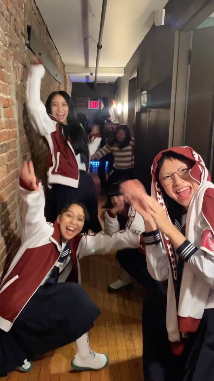 のインスタグラム：「New York降臨🇺🇸 #THESEISHUNTOUR2023 Music Hall of Williamsburg @musichallofwb」