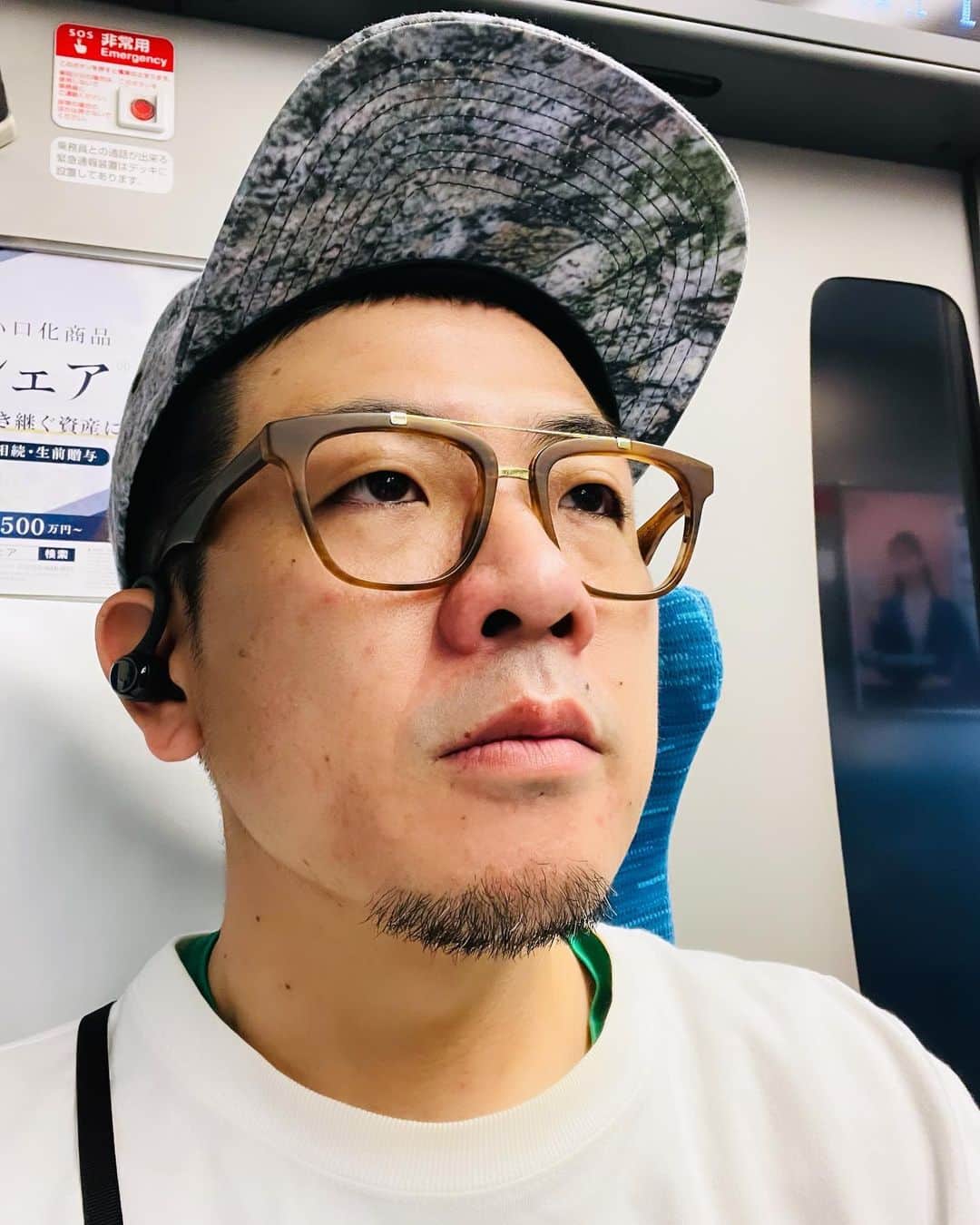 シオマリアッチのインスタグラム：「京都へライドーン🚄✨」