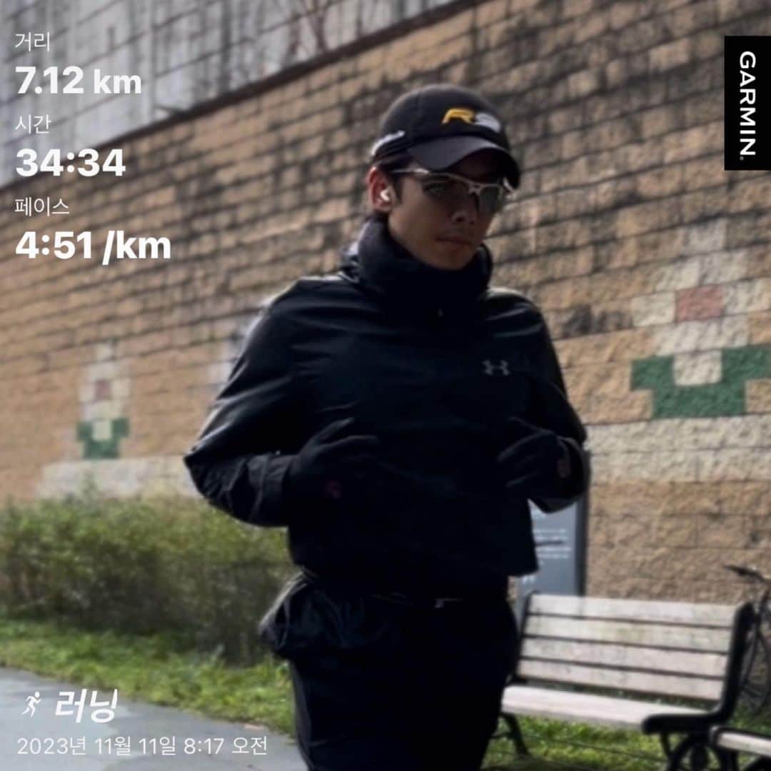 チェ・フィリップのインスタグラム：「건강한 삶의 밸런스를 위해 오늘도 운동 완료. #아디오스프로3 #러닝화👍」