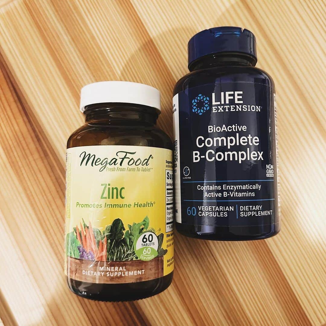 藤井夏恋さんのインスタグラム写真 - (藤井夏恋Instagram)「私の最近購入したiHerbのアイテム🌱✨  ・California Gold Nutrition  LactoBif 5プロバイオティクス、50億CFU、ベジカプセル   乳酸菌をサプリで取りたいなと思い、 人気のサプリなので気になって買ってみました♪  ・ChildLife Essentials Liquid Iron、天然べリー味  鉄分がしっかりとれるからお気に入り♪  ・Navitas Organics  オーガニックカカオニブ  栄養価が高いので、スムージーに入れて飲んでます♪  ・Life Extension バイオアクティブコンプリート Bコンプレックス、ベジカプセル  ビタミンB!! レビューをみて気になった♪  ・MegaFood 亜鉛  自然な成分なのが安心です♪  ・Sunfood  スーパーフード、未加エオーガニック マキベリー パウダー  スムージーに入れると美味しい♪  そして！ご存知の方もいるかもしれません😍現在WELLNESS WEEK SALEを開催しています🌱🫶  クーポンコード：WELLNESS2223 11月12日(日) 23:59まで開催✨  サイト全体でアイテムが22%オフになるよ。✨😍 ※一部商品を除く  是非皆さまもこの機会に😉  #pr #iherb #アイハーブ #iherb愛用品 #iherbjapan @iherbjapanese」11月11日 11時32分 - fujiikaren_official