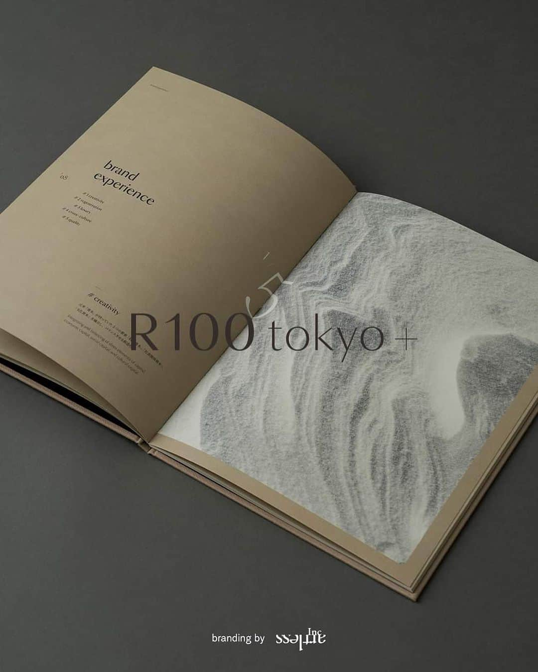 川上俊さんのインスタグラム写真 - (川上俊Instagram)「R100 tokyo : rebranding by artless Inc.  brand design:  logo + visual identity brand guide graphic design web design book design stationery design –  r100 tokyo @r100_tokyo is a brand that proposes residences and lifestyles with intrinsic value from the perspective of ” living well in tokyo ” and focuses on renovated properties with sustainability in mind, which it produces and sells. the brand identity has been updated for the coming era, and a lifestyle based on quiddity (intrinsic value) has been defined as the new ” qol = quiddity of life ” with the aim of seeking and realizing an affluent lifestyle. artless inc. rebranded r100 tokyo in the spring of 2023 with the aim of exploring and realizing a lifestyle of abundance. artless inc. was in charge of the brand identity and visual identity, starting with the brand core, and the brand communication tools, rebranding all touchpoints from the graphics to the website.  r100 tokyo は、「豊かに暮らす」という視点で、本質的な住まいとライフスタイルを提案する、リノベーション物件だけを取り扱うブランドです。今回、さらなるライフスタイルの提案にむけて、quiddity | クイディティ (本質的価値) に 根差したライフスタイルを新たな < qol = quiddity of life > と定義し、暮らす人々と共に創造、提案しながら豊かなくらしの実現を目指すべく、リブランディングを行いました。artlessでは、ブランドコアをはじめとするブランドアイデンティおよびビジュアルアイデンティティの構築、それらに伴うブランドツールの制作を一貫したブランドデザインを担当しました。  #shunkawakami #artlessinc  #r100tokyo #renovation  #branding」11月11日 12時00分 - shunkawakami