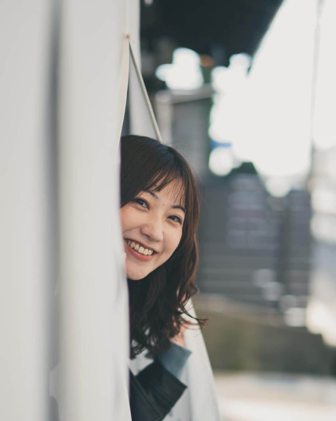 土山茜のインスタグラム：「暖簾、好きなんだよなぁ 扉よりも別世界に行ける気がする！   #nara  #Airbnb  #奈良  #奈良観光」