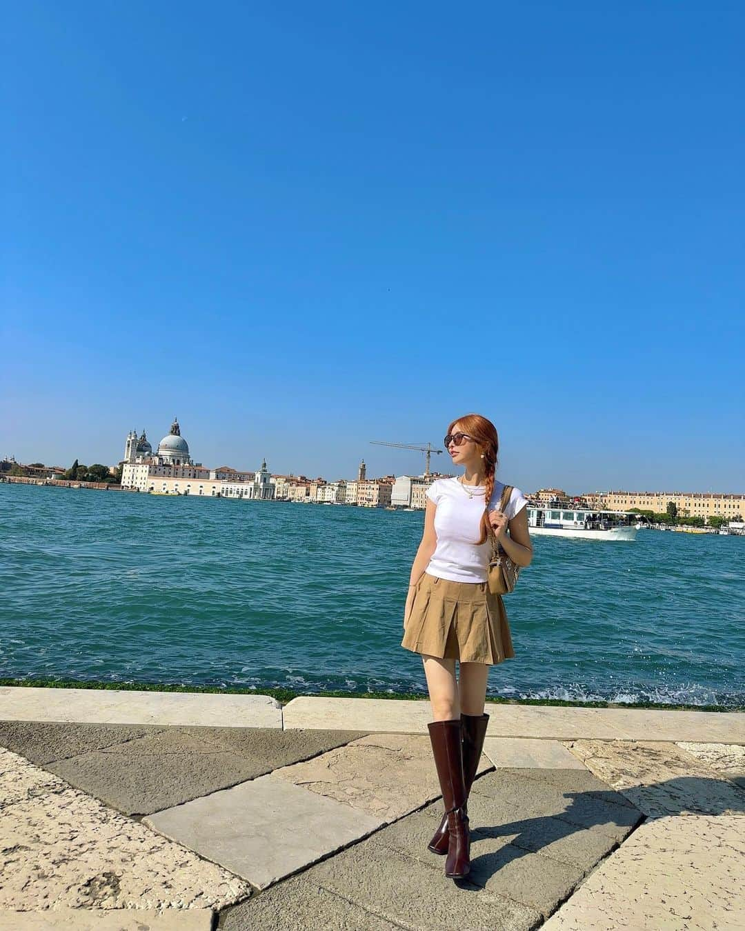 藤咲めいさんのインスタグラム写真 - (藤咲めいInstagram)「あと少しで旅行の投稿おわる🤣🫶🏻 お付き合い頂き有難う😚💗笑 . . . #venice #venezia」11月11日 12時24分 - meyf333