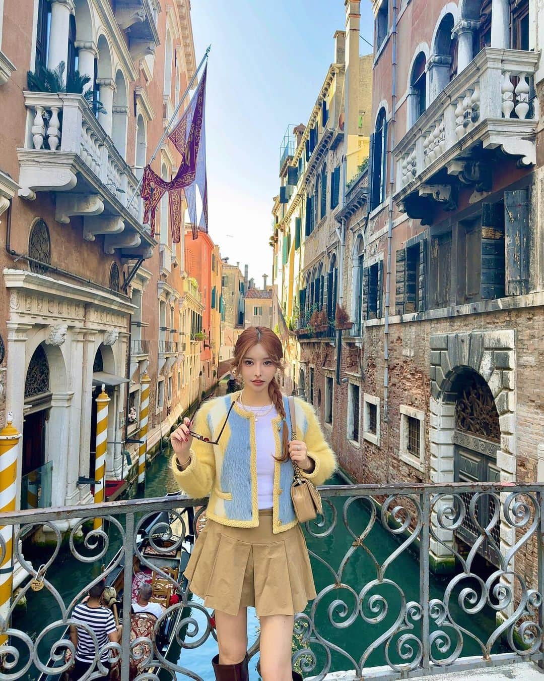 藤咲めいのインスタグラム：「あと少しで旅行の投稿おわる🤣🫶🏻 お付き合い頂き有難う😚💗笑 . . . #venice #venezia」