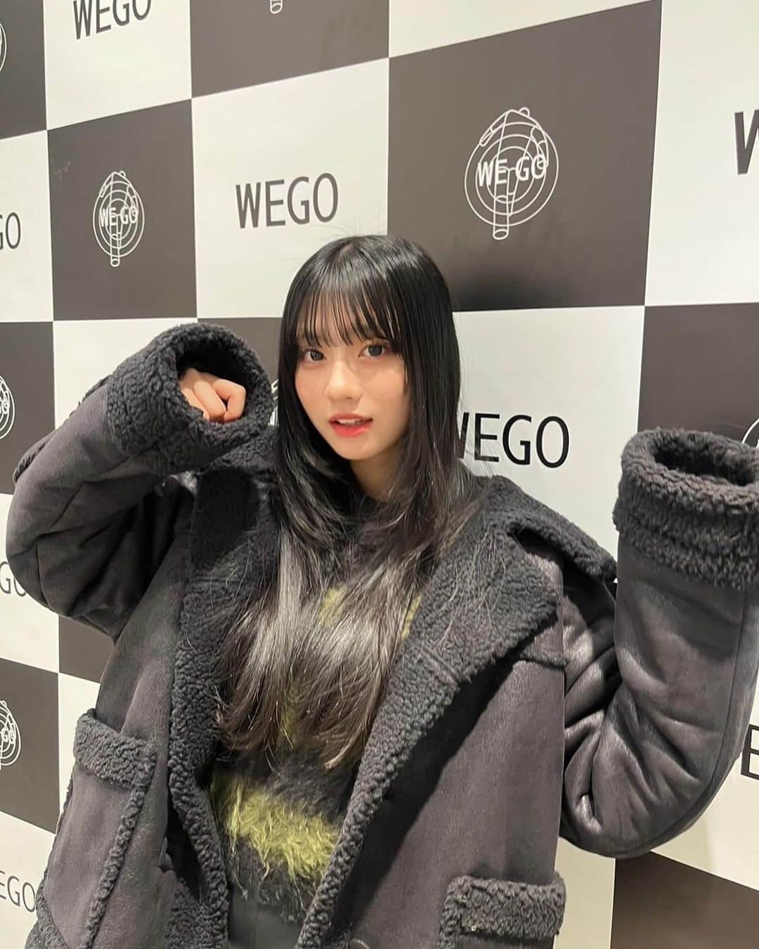 向井怜衣のインスタグラム：「・ WEGO原宿竹下通り店2ショットチェキ会 ありがとうございました💕‼️  ほんまに緊張しすぎて皆よりしゃべれ てなかったのは内緒🙊  ほんとにガチガチだたけどみんなが会いたかった！ とか、大好きとか色々伝えてくれて 普通に泣きそうになっちゃたよぉー、🥺 直接会うと改めて感謝の気持ちでいっぱいになった🙏  みんなに会えてたくさん話せて 幸せでした🌈  11/18日の大阪心斎橋でのWEGOチェキ会でも またまたみんなに会えるの楽しみしてます💕   #向井怜衣  #WEGO  #2ショットチェキ会  #高一  #07  @wego_official」