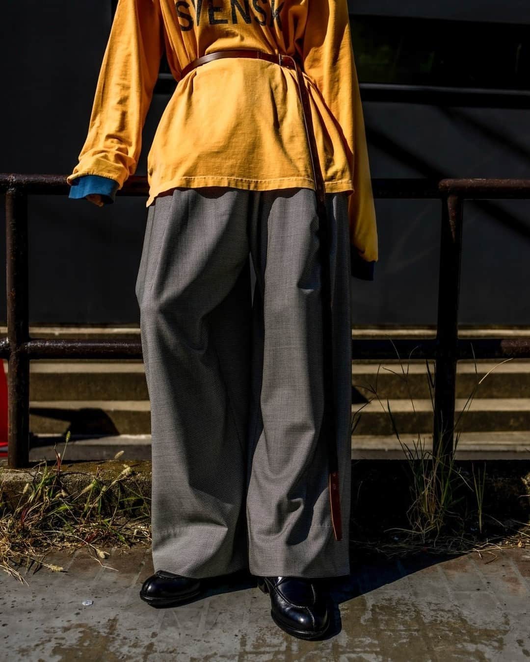 Fashionsnap.comさんのインスタグラム写真 - (Fashionsnap.comInstagram)「Name: 南條壱成⁠ Age: 26⁠ Occupation: 会社員⁠ ⁠ Tops #used⁠ Pants #KEISUKEYOSHIDA⁠ Shoes #LeYuccas⁠ ⁠ Photo by @masaki_kiyokawa⁠ ⁠ #スナップ_fs #fashionsnap #fashionsnap_men」11月11日 17時55分 - fashionsnapcom