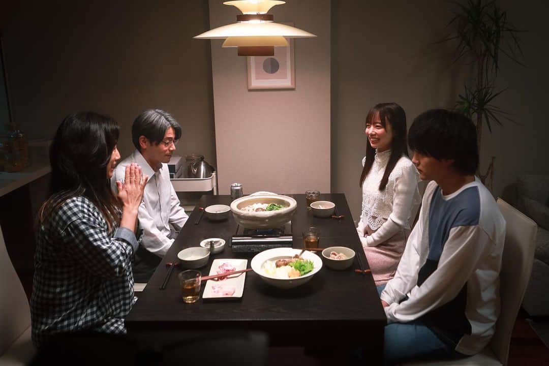 齊藤京子さんのインスタグラム写真 - (齊藤京子Instagram)「本日「泥濘の食卓」第4話です ついに那須川家と地獄の食卓回です。 今回で物語が大きく動きます！是非。」11月11日 12時53分 - saitokyoko_official