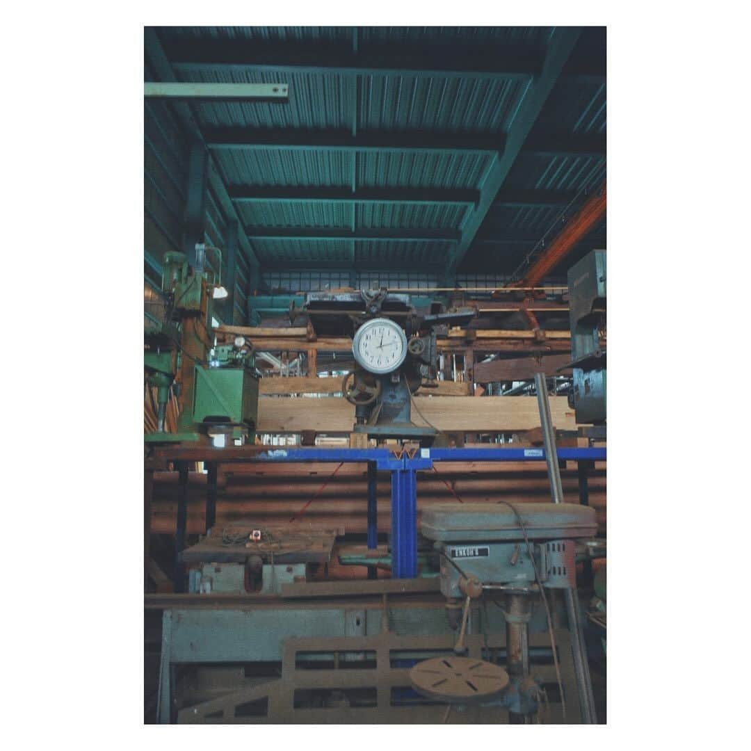 弥香さんのインスタグラム写真 - (弥香Instagram)「⚙️⚙️⚙️ かっこいいなぁ  #ricoh #richogr2」11月11日 13時21分 - micanjuice