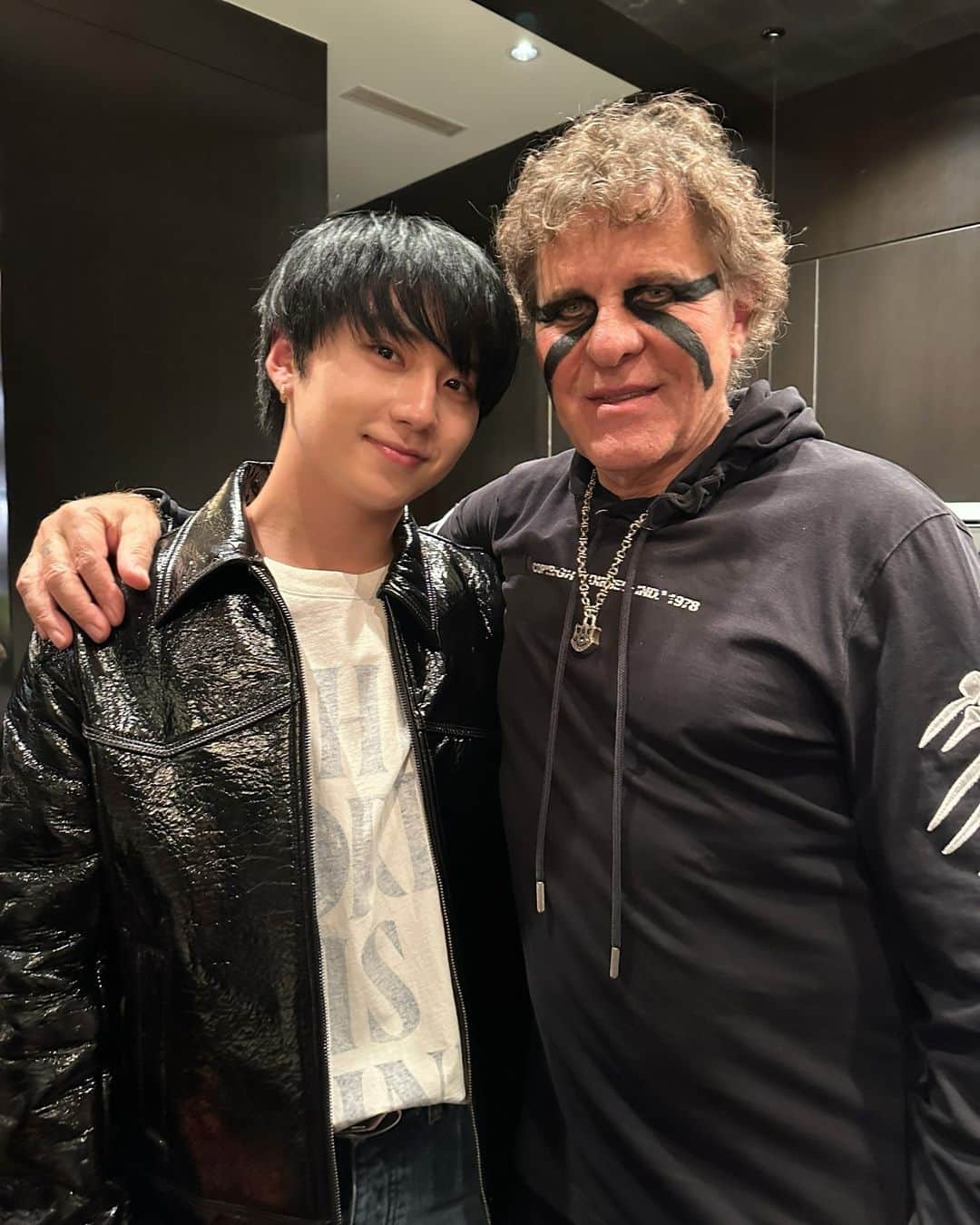 岡田蓮のインスタグラム：「diesel🔥  @renzorosso  @glennmartens  @diesel」