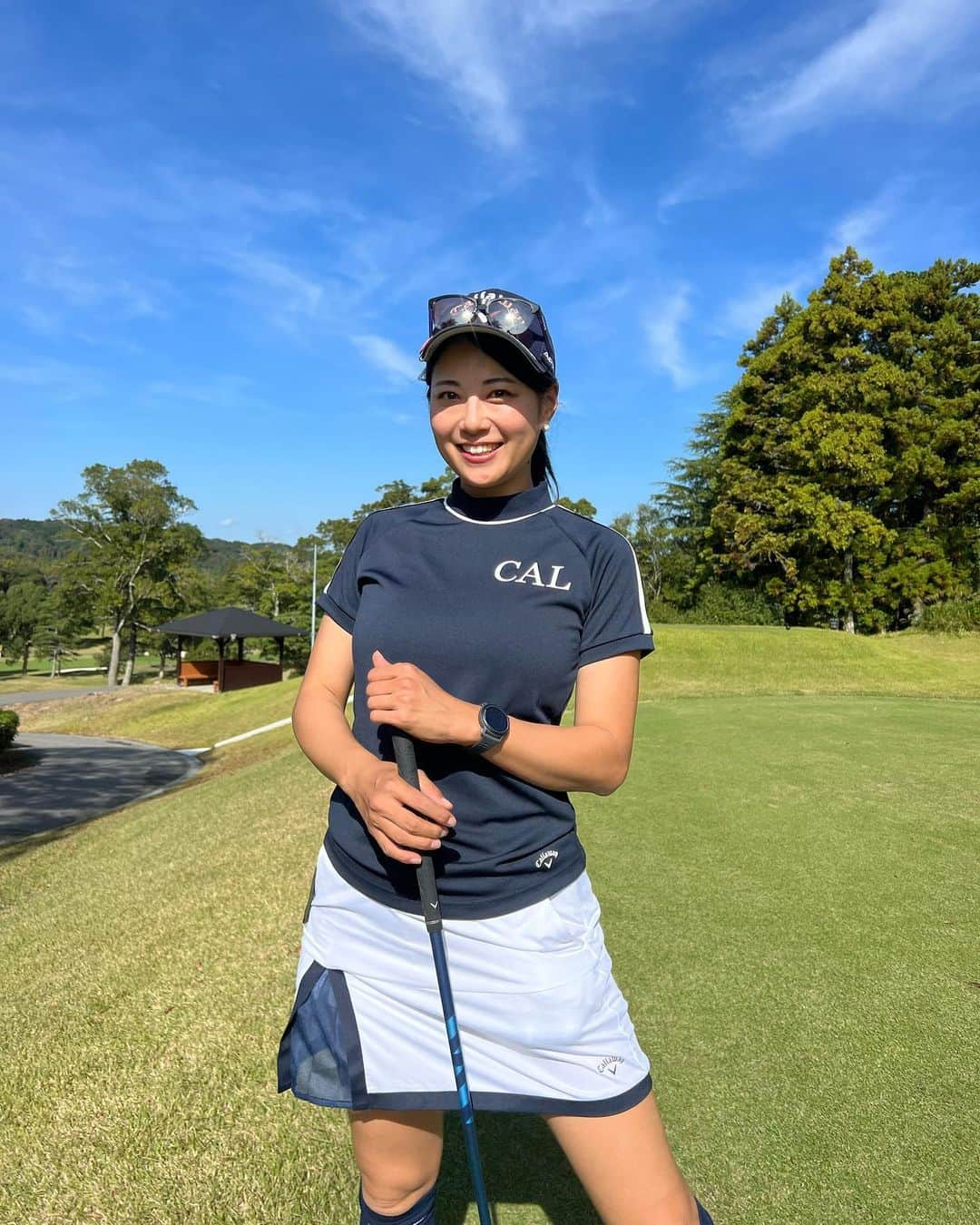 中村優さんのインスタグラム写真 - (中村優Instagram)「⛳️房総カントリークラブ　房総ゴルフ場⛳️ この日はまだ半袖日和でした🌞 @nkmr_yu_golf   急に冬きたねぇ〜🍂  👚 @callawayapparel_japan  @love_callaway  #callawayapparel#pr」11月11日 13時48分 - nkmr_yu