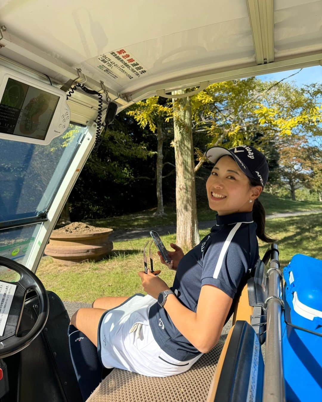 中村優のインスタグラム：「⛳️房総カントリークラブ　房総ゴルフ場⛳️ この日はまだ半袖日和でした🌞 @nkmr_yu_golf   急に冬きたねぇ〜🍂  👚 @callawayapparel_japan  @love_callaway  #callawayapparel#pr」