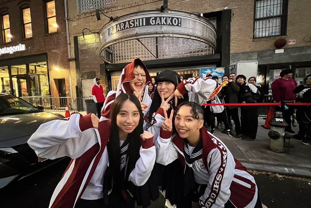 新しい学校のリーダーズのインスタグラム