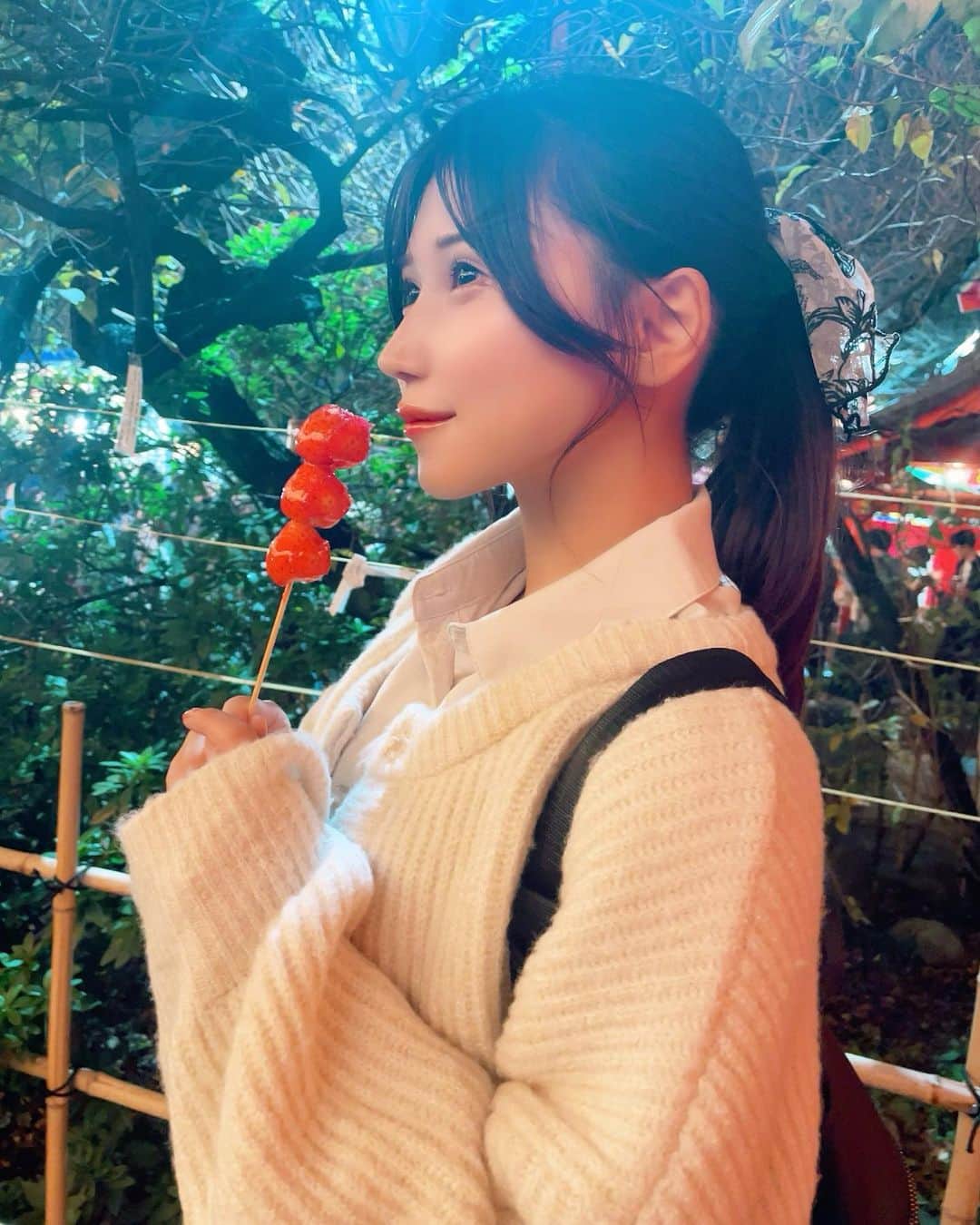 朝比奈りるのインスタグラム：「大好きないちご🍓  #くびれ職人 #followme #gravure #model #フォロー大歓迎 #グラビア #グラビアアイドル #コスプレ #instagood  #被写体  #角色扮演  #外拍模特兒  #性感內衣  #ナイスヒップ  #競泳水着」