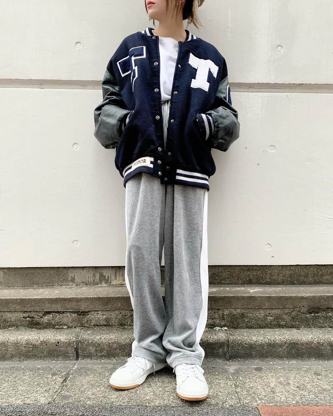 birthdeathのインスタグラム：「New Arrivals  90's Varsity jacket  00’s NAUTICA gray side line velour track pants  #birthdeath #vintage」