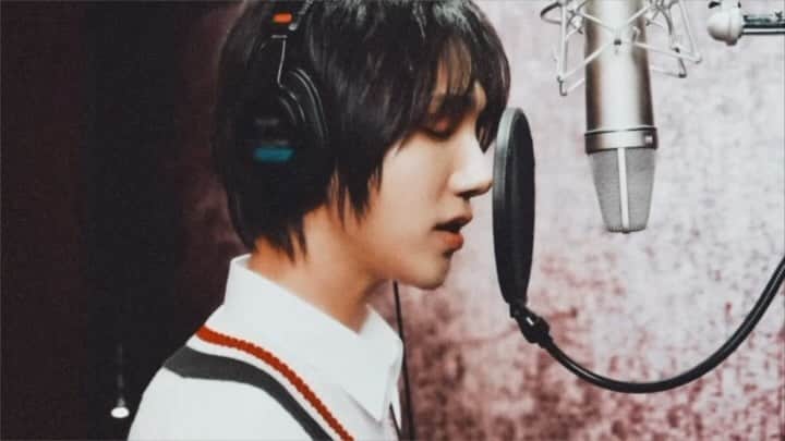 イェソンのインスタグラム：「New single “Yours eternally,” by #Yesung is HERE! It is a Korean remake of “Unbreakable Love” by eric chou, professing a love so unwavering, unconditional and eternal. #퍼펙트매치 #예성 #YoursEternally #그대니까」