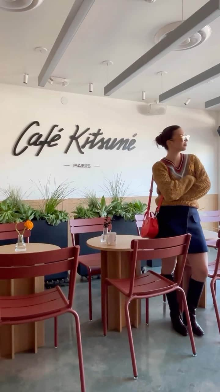 Café Kitsuné Parisのインスタグラム：「Follow @victoriaparis to the new Café Kitsuné and Maison Kitsuné fresh openings in Silver Lake, Los Angeles 🇺🇸  Café Kitsuné - Los Angeles is currently soft open under limited preview hours, 10am - 12pm, and will launch full operations Friday November 17th.  - 👉 Café Kitsuné & Maison Kitsuné Silver Lake 3814-3816 Sunset Blvd, Los Angeles, CA, USA」