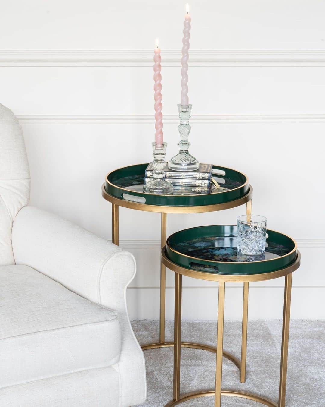 ローラアシュレイのインスタグラム：「Say hello to our brand new Home Accessories Collection. ✨⁣ ⁣ Add the perfect finishing touch to any space with our stylish candle holders, decorative ornaments, hurricane lamps and accent furniture pieces.⁣ ⁣ Now available on lauraashley.com and @nextofficial just in time for Christmas!」