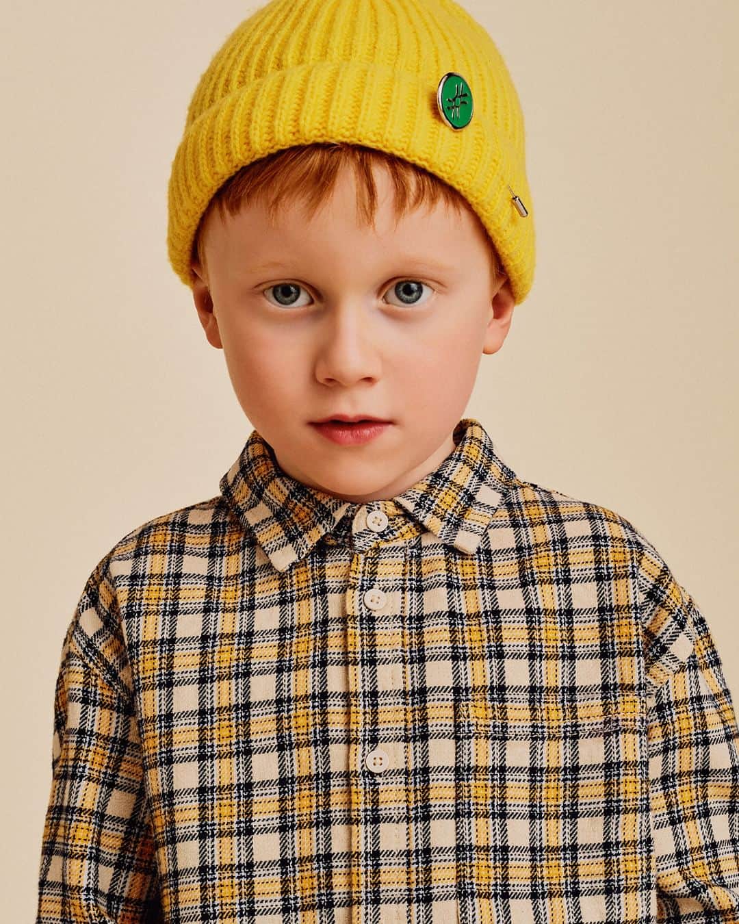 ベネトンのインスタグラム：「From the first generation, to the last. Yellow was the color of the firsts Benetton knitwear and it’s still around to make every look a little more iconic.  Shop the FW23 collection by @andreaincontri   #Benetton」