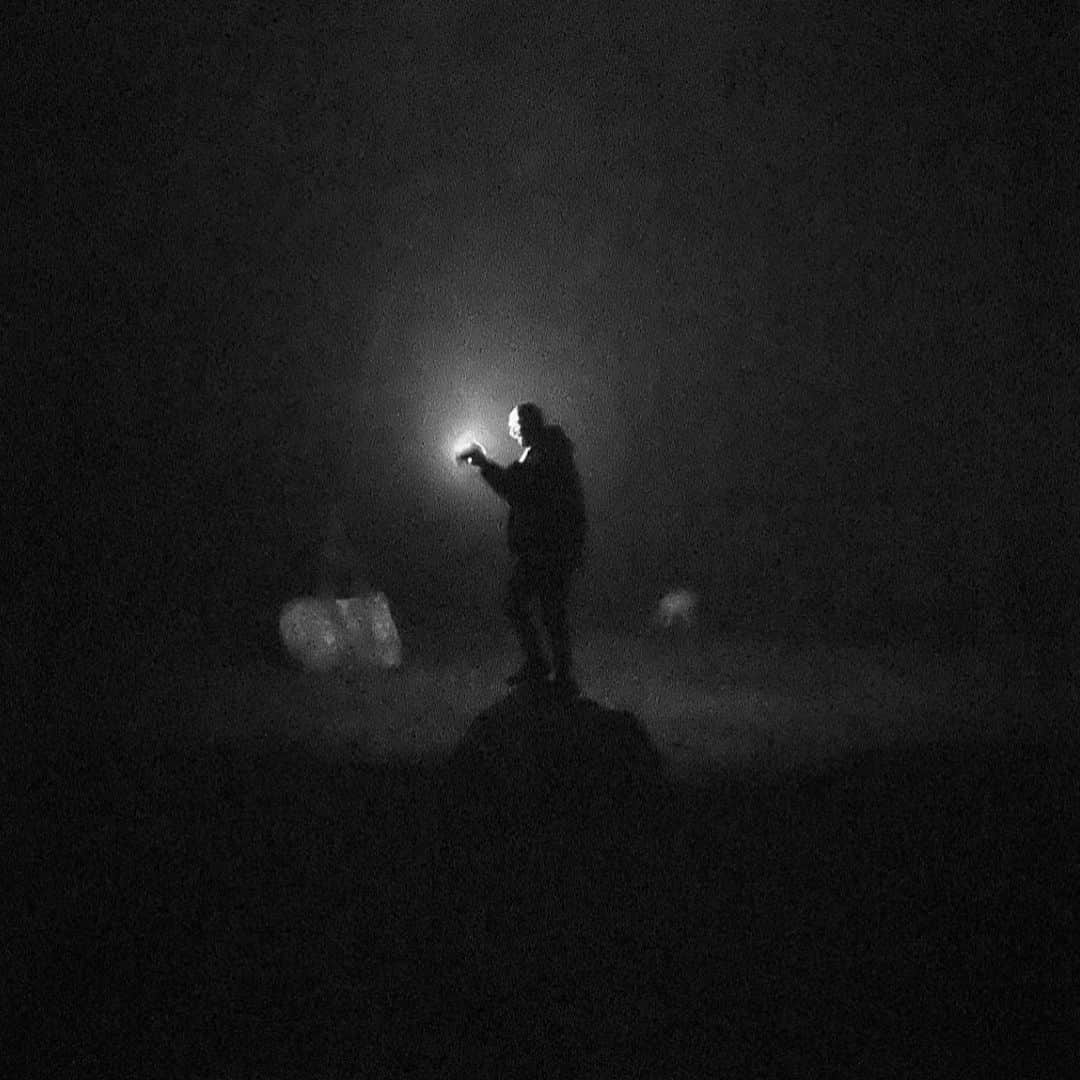 ブリット・マーリングのインスタグラム：「My directorial debut is coming out next week … A MURDER AT THE END OF THE WORLD… nov 14 on @hulu . This image by my friend @christophersaunders was something I held onto during shooting. It was a reference for lighting a particular scene, and later for props, but really it was an image that captured what Zal and I hoped the story would do — hold onto the light in the dark...」